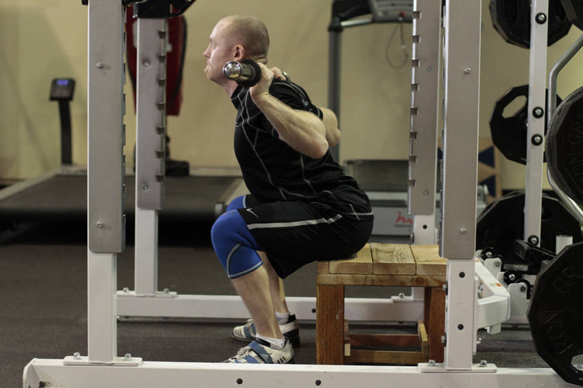 Box Squat, end position