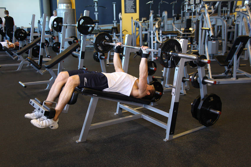 Decline Barbell Bench Press, end position