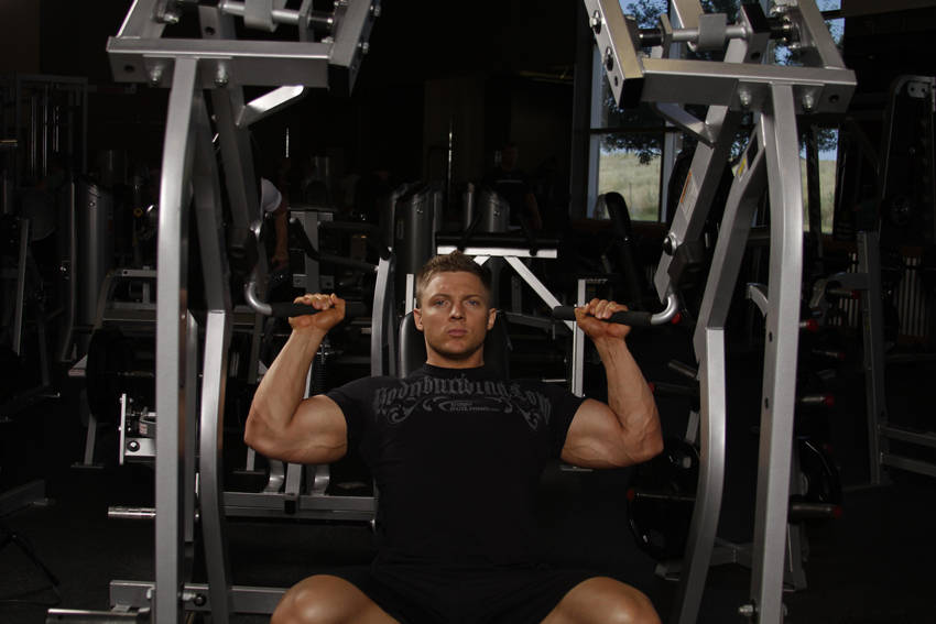 Shoulder Press (Machine)