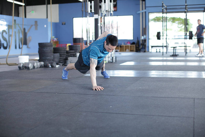 Single-Arm Push-Up, end position